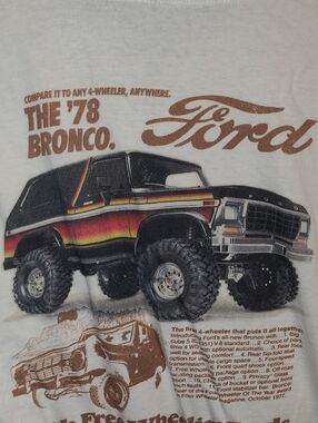 Retro Style 78 Ford White Bronco Graphic Short Sleeve Tee